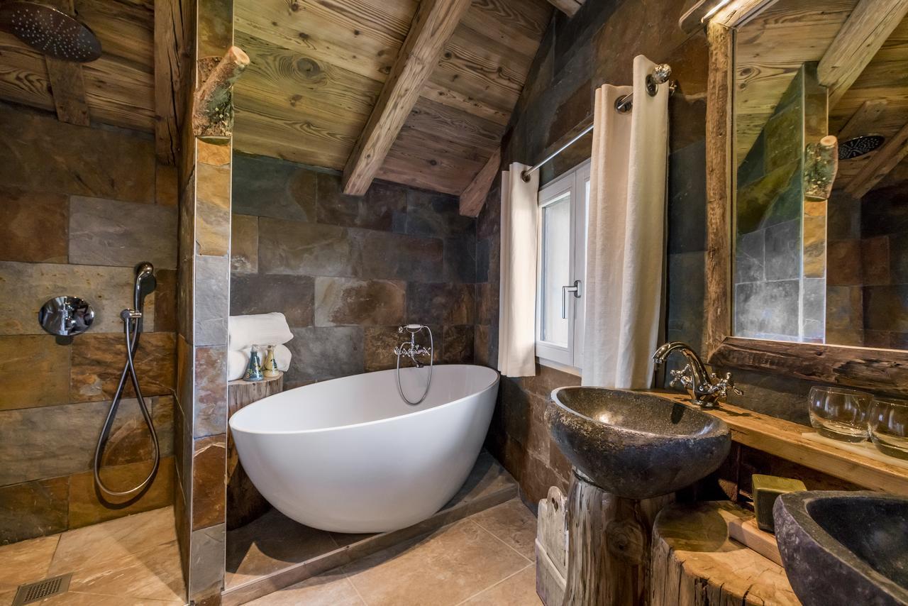 Hôtel Marc Veyrat - La Maison Des Bois à Manigod Extérieur photo