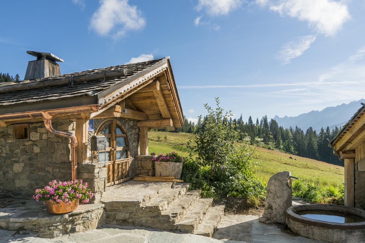 Hôtel Marc Veyrat - La Maison Des Bois à Manigod Extérieur photo